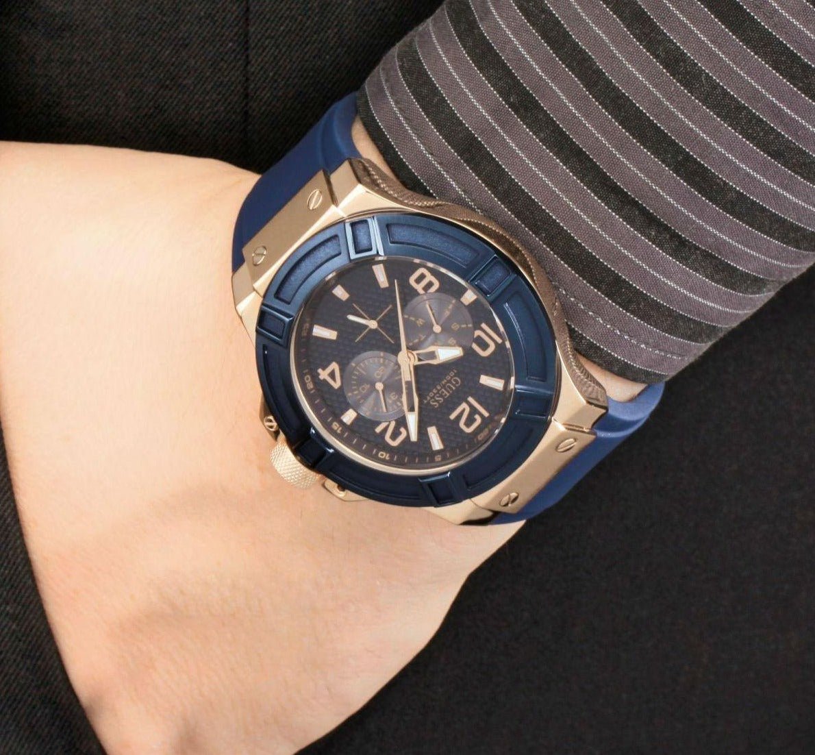  Shop Authentic Guess Rigor Blue Dial Blue Silicone Strap Watch For Men - W0247G3 - Luxxuri