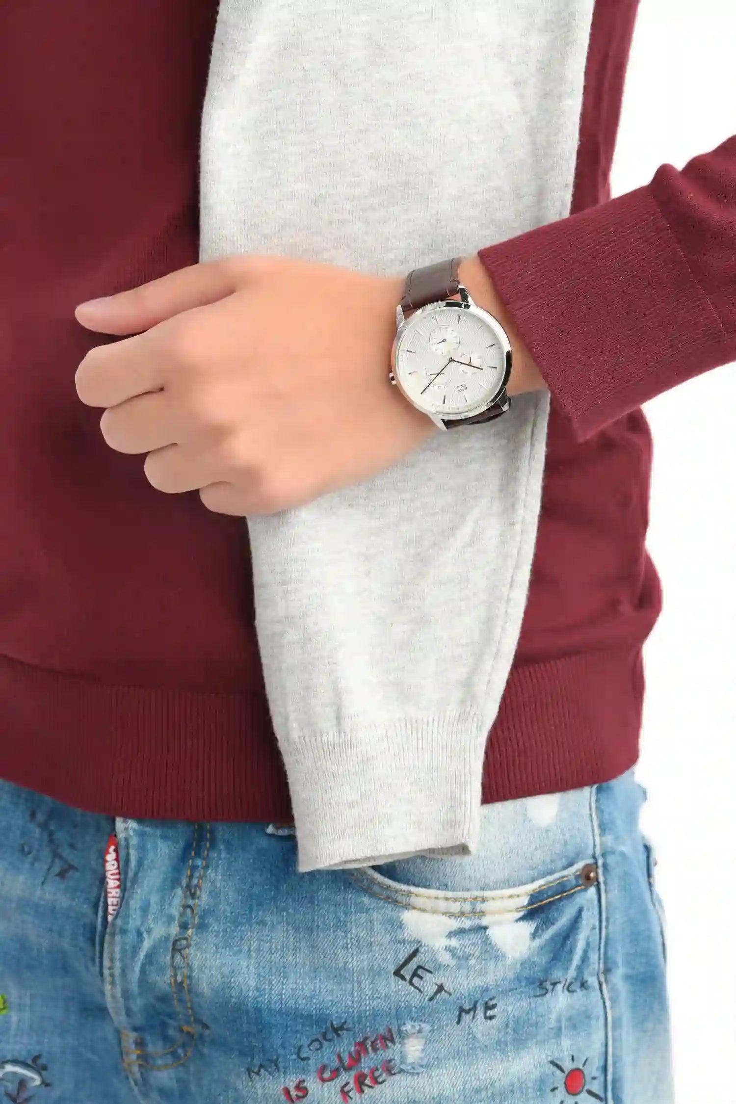  Shop Authentic Tommy Hilfiger Brad Chronograph White Dial Brown Leather Strap Watch For Men - 1710389 - Luxxuri