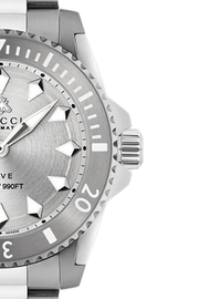  Shop Authentic Gucci Dive Automatic Silver Dial Silver Steel Strap Watch for Men - YA136354 - Luxxuri