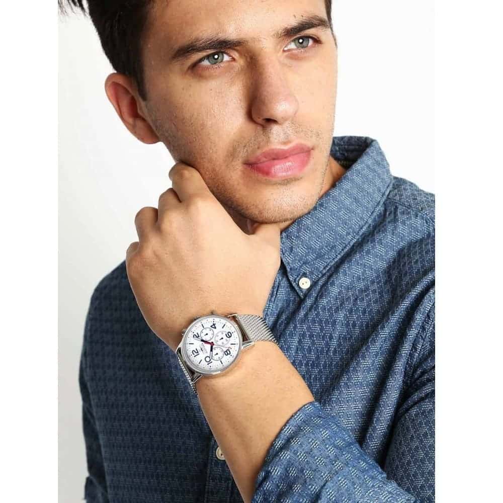  Shop Authentic Tommy Hilfiger Jake Quartz White Dial Silver Mesh Bracelet Watch for Men - 1791233 - Luxxuri