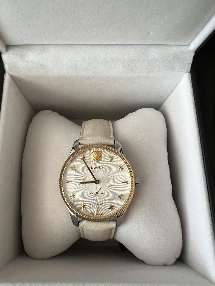  Shop Authentic Gucci G Timeless Automatic Silver Dial Beige Leather Strap Watch For Men - YA126348 - Luxxuri