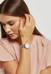  Shop Authentic Fossil Jesse White Dial Silver Steel Strap Watch for Women - ES2362 - Luxxuri