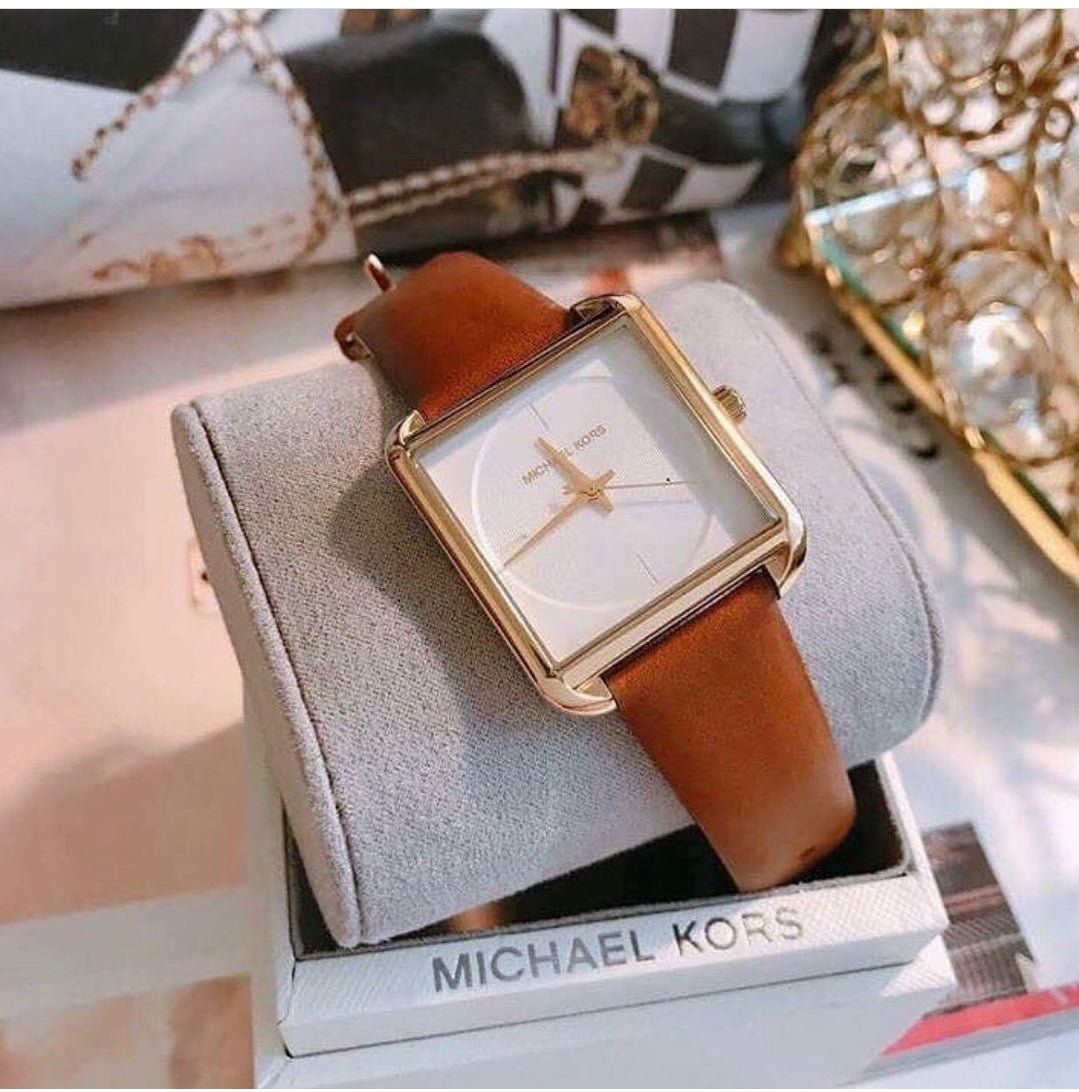  Shop Authentic Michael Kors Lake White Dial Brown Leather Strap Watch For Women - MK2584 - Luxxuri
