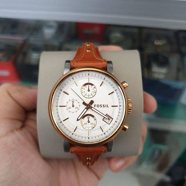  Shop Authentic Fossil Boyfriend Chronograph White Dial Brown Leather Strap Watch for Women - ES3837 - Luxxuri