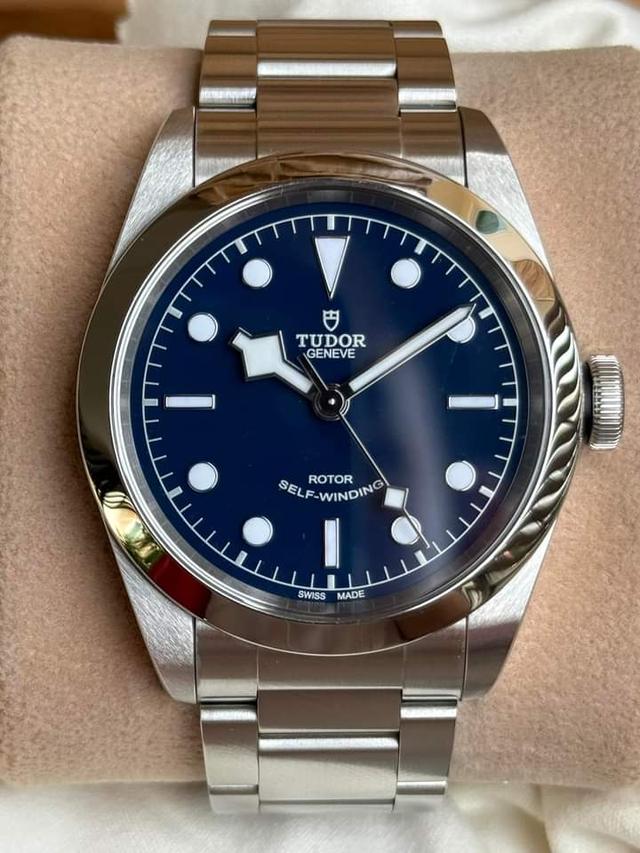  Shop Authentic Tudor Black Bay Automatic Blue Dial Silver Steel Strap Watch for Men - M79540-0004 - Luxxuri