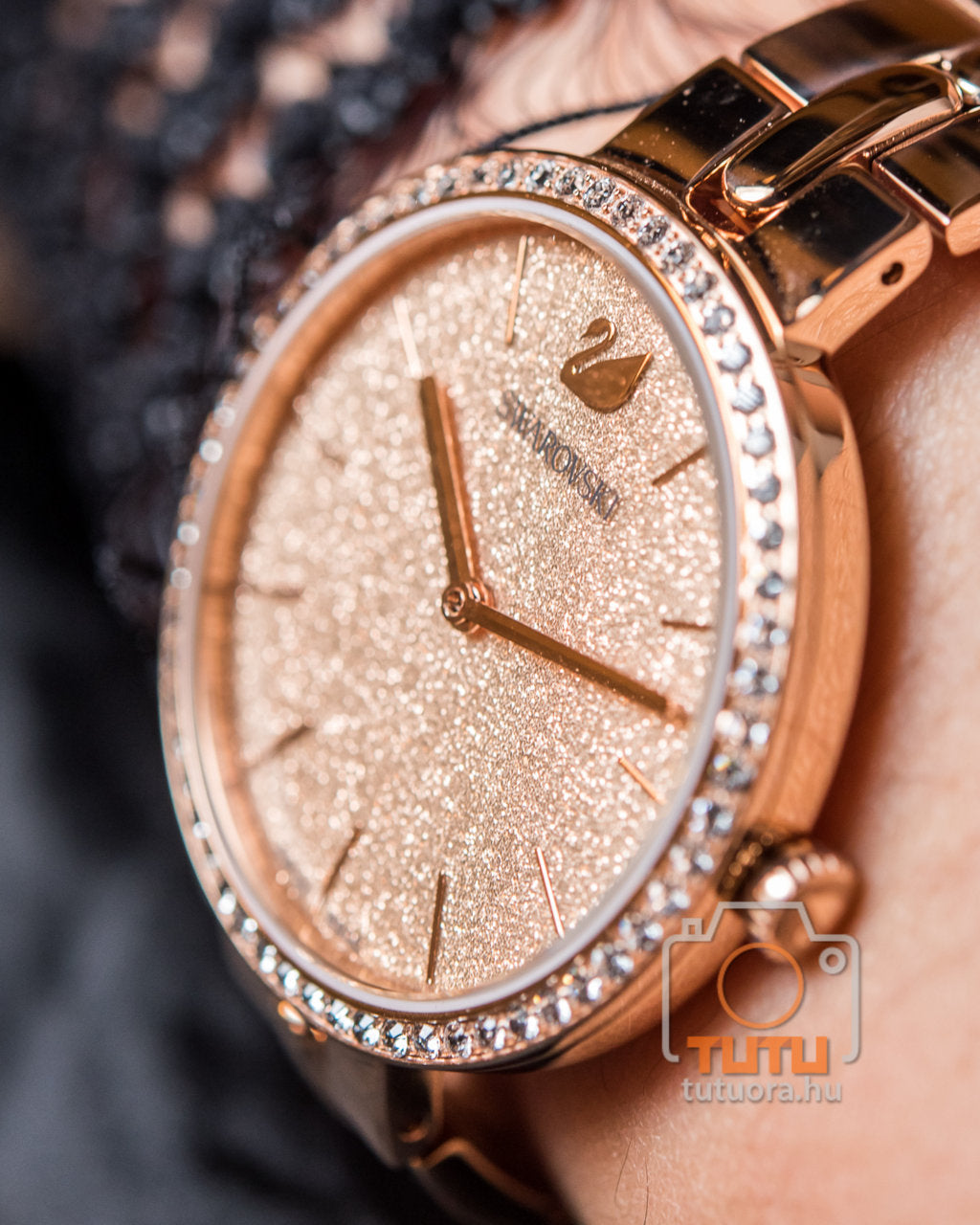  Shop Authentic Swarovski Cosmopolitan Diamond Powder Gold Dial Rose Gold Steel Strap Watch for Women - 5517800 - Luxxuri