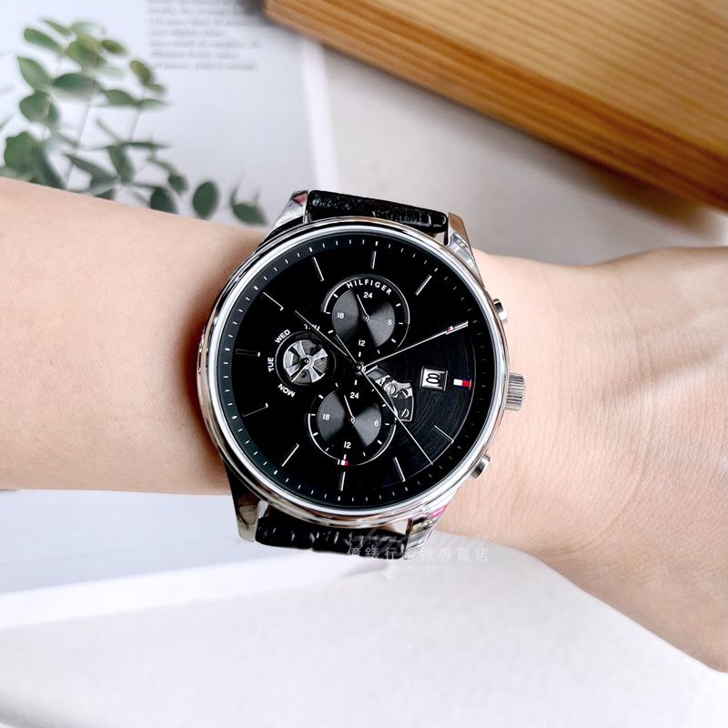  Shop Authentic Tommy Hilfiger Weston Chronograph Black Dial Black Leather Strap Watch For Men - 1710502 - Luxxuri