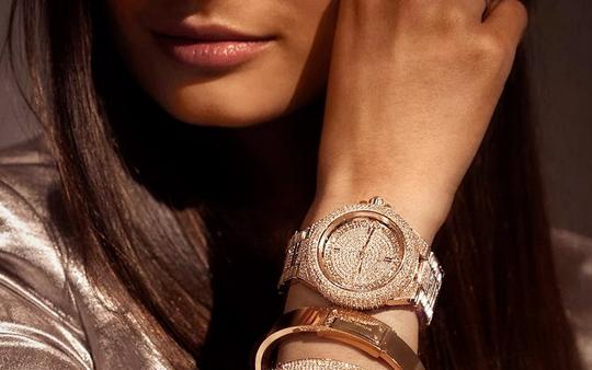  Shop Authentic Michael Kors Camille Crystal Rose Gold Dial Rose Gold Steel Strap Watch for Women - MK5862 - Luxxuri
