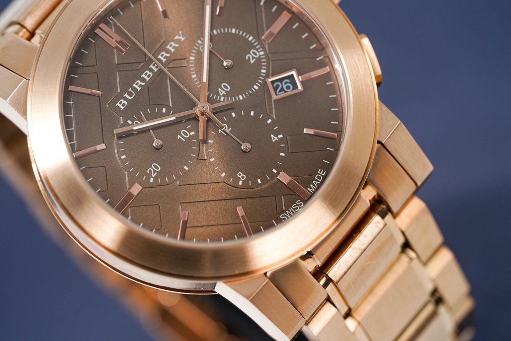  Shop Authentic Burberry The City Grey Dial Rose Gold Steel Strap Watch for Men - BU9353 - Luxxuri