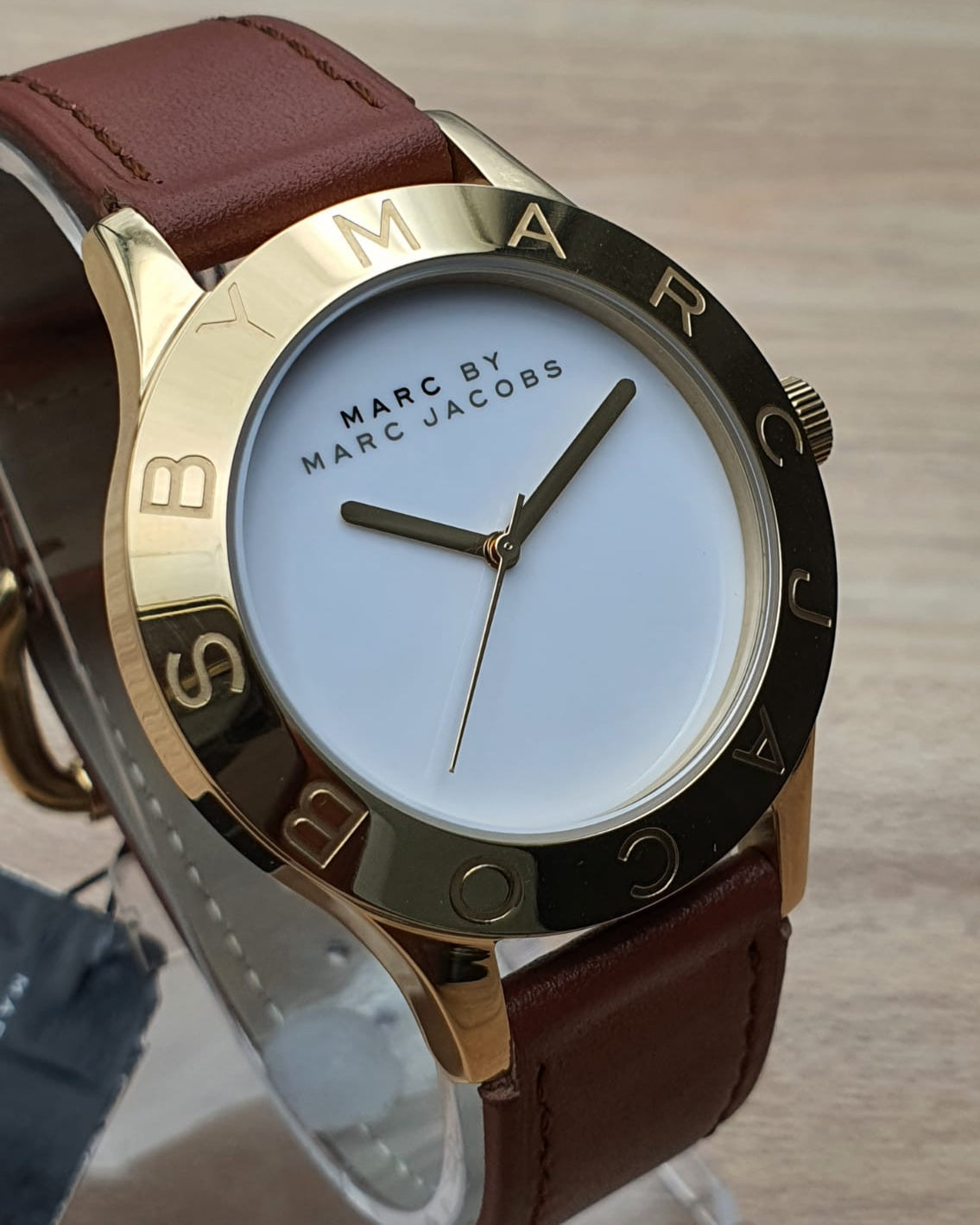  Shop Authentic Marc Jacobs Blade White Dial Brown Leather Strap Watch for Women - MBM1218 - Luxxuri