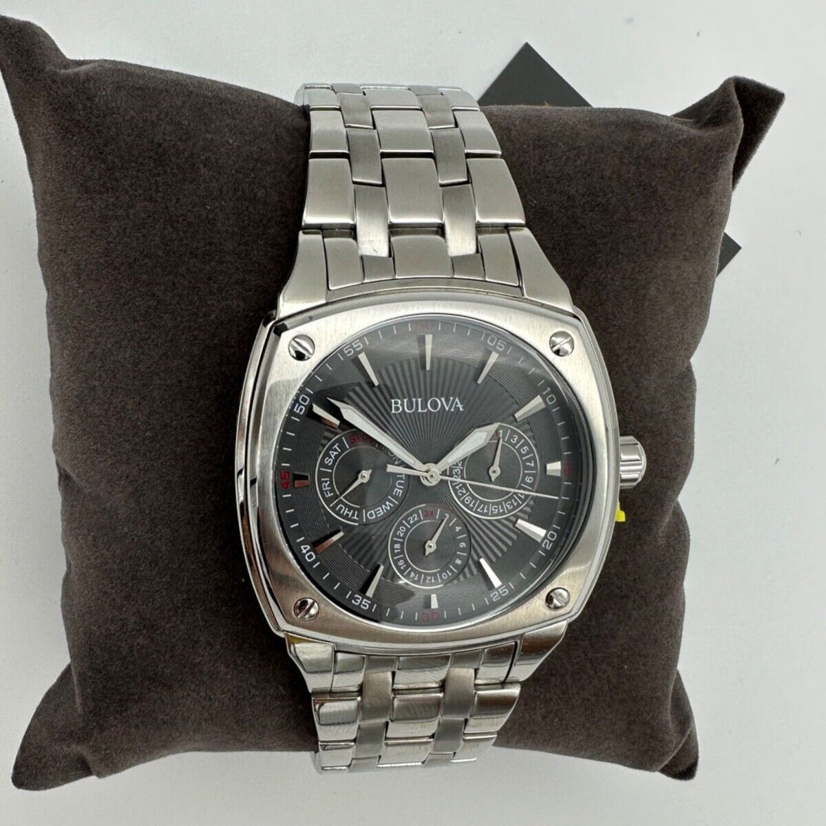  Shop Authentic Bulova Classic Collection Multifunction Grey Dial Silver Steel Strap Watch for Men - 96C148 - Luxxuri