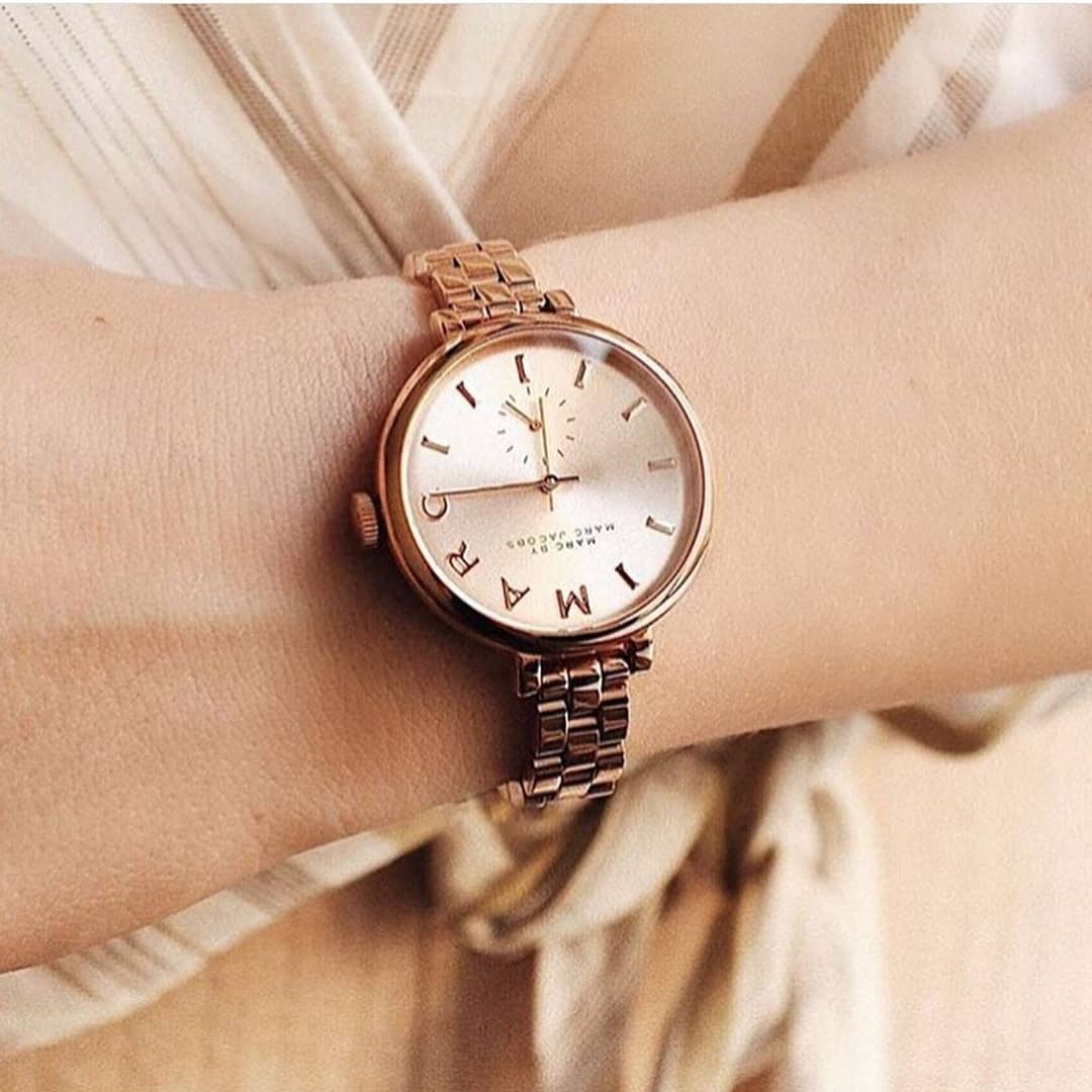 Shop Authentic Marc Jacobs Sally Rose Gold Dial Rose Gold Steel Strap Watch for Women - MBM3364 - Luxxuri