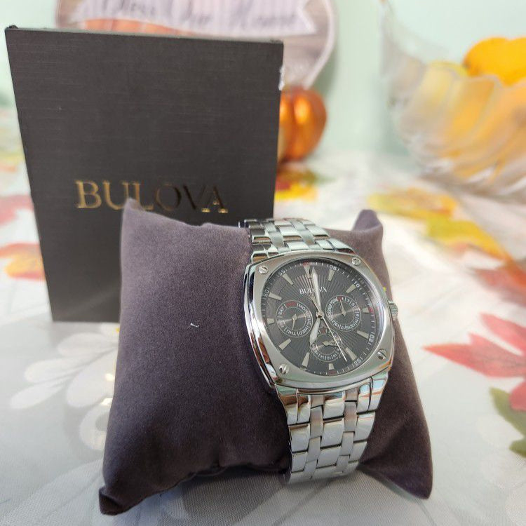  Shop Authentic Bulova Classic Collection Multifunction Grey Dial Silver Steel Strap Watch for Men - 96C148 - Luxxuri