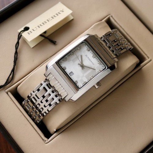  Shop Authentic Burberry Heritage Diamond White Dial Silver Stainless Steel Strap Watch for Women - BU1583 - Luxxuri