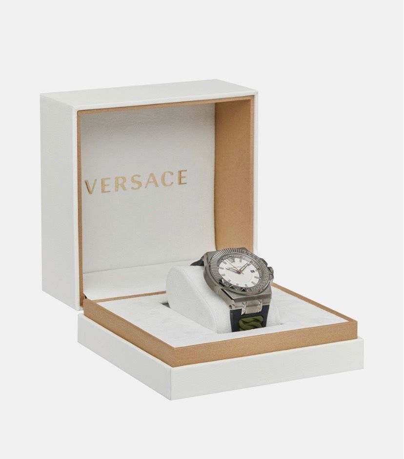  Shop Authentic Versace Chain Reaction Quartz White Dial Green Rubber Strap Watch for Men - VEDY00419 - Luxxuri