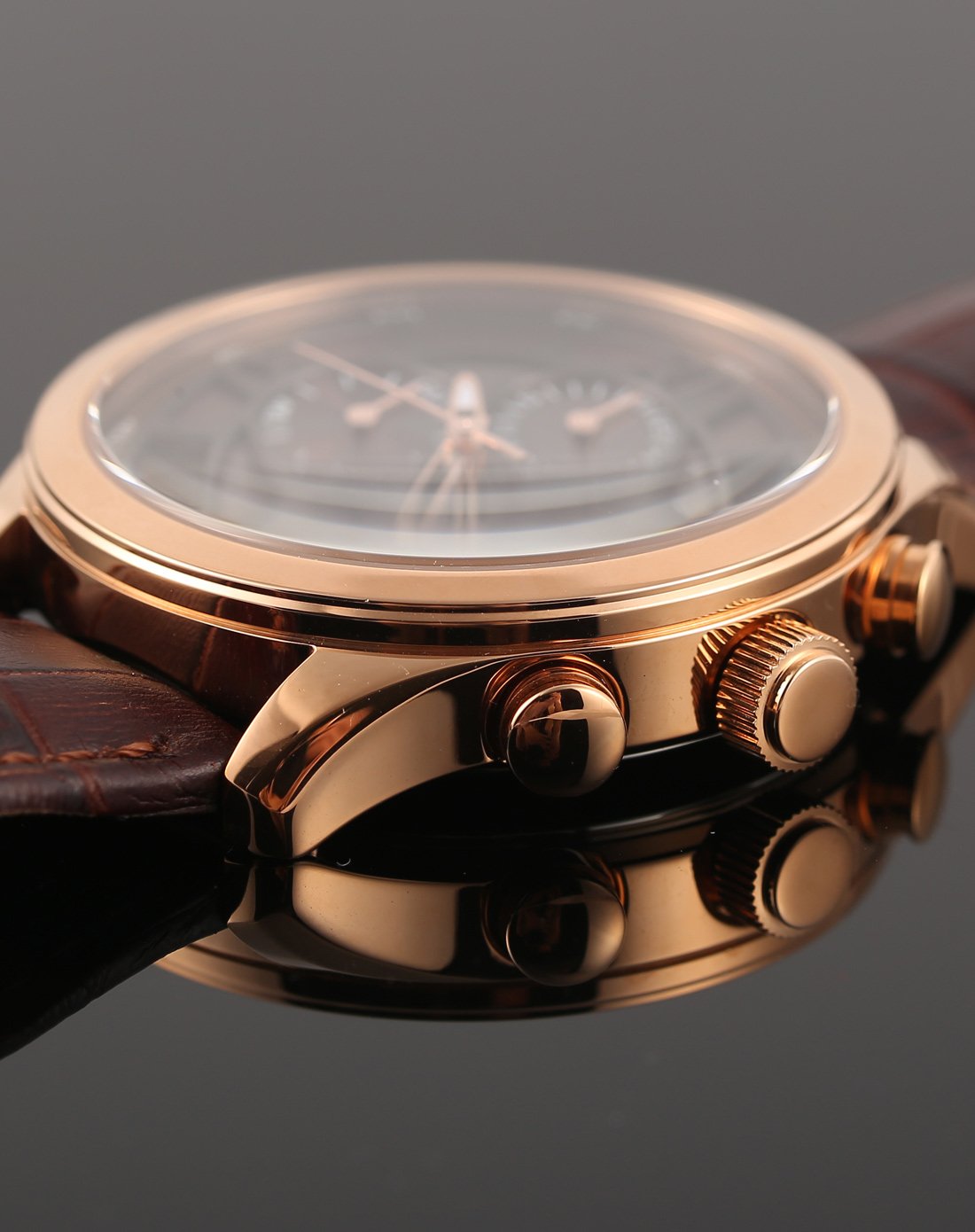  Shop Authentic Guess Analog Chronograph Brown Dial Brown Leather Strap Watch For Men - W14052G2 - Luxxuri