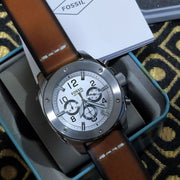  Shop Authentic Fossil Modern Machine White Dial Brown Leather Strap Watch for Men - FS4929 - Luxxuri