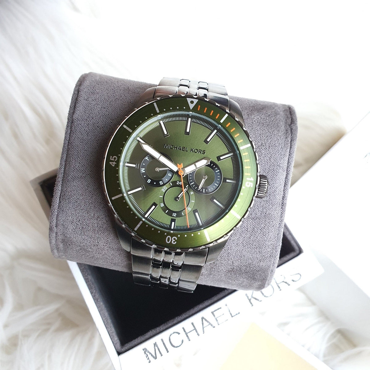  Shop Authentic Michael Kors Cunningham Multifunction Chronograph Green Dial Grey Steel Strap Watch For Men - MK7158 - Luxxuri