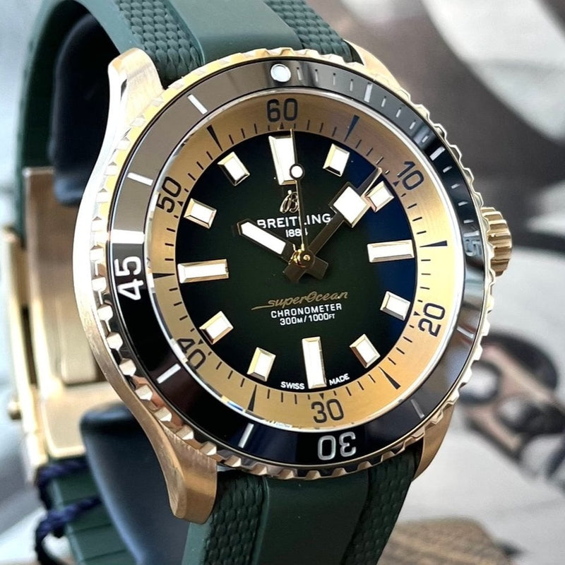  Shop Authentic Breitling Superocean Automatic 42 Green Dial Green Rubber Strap Watch for Men - N17375201L1S1 - Luxxuri