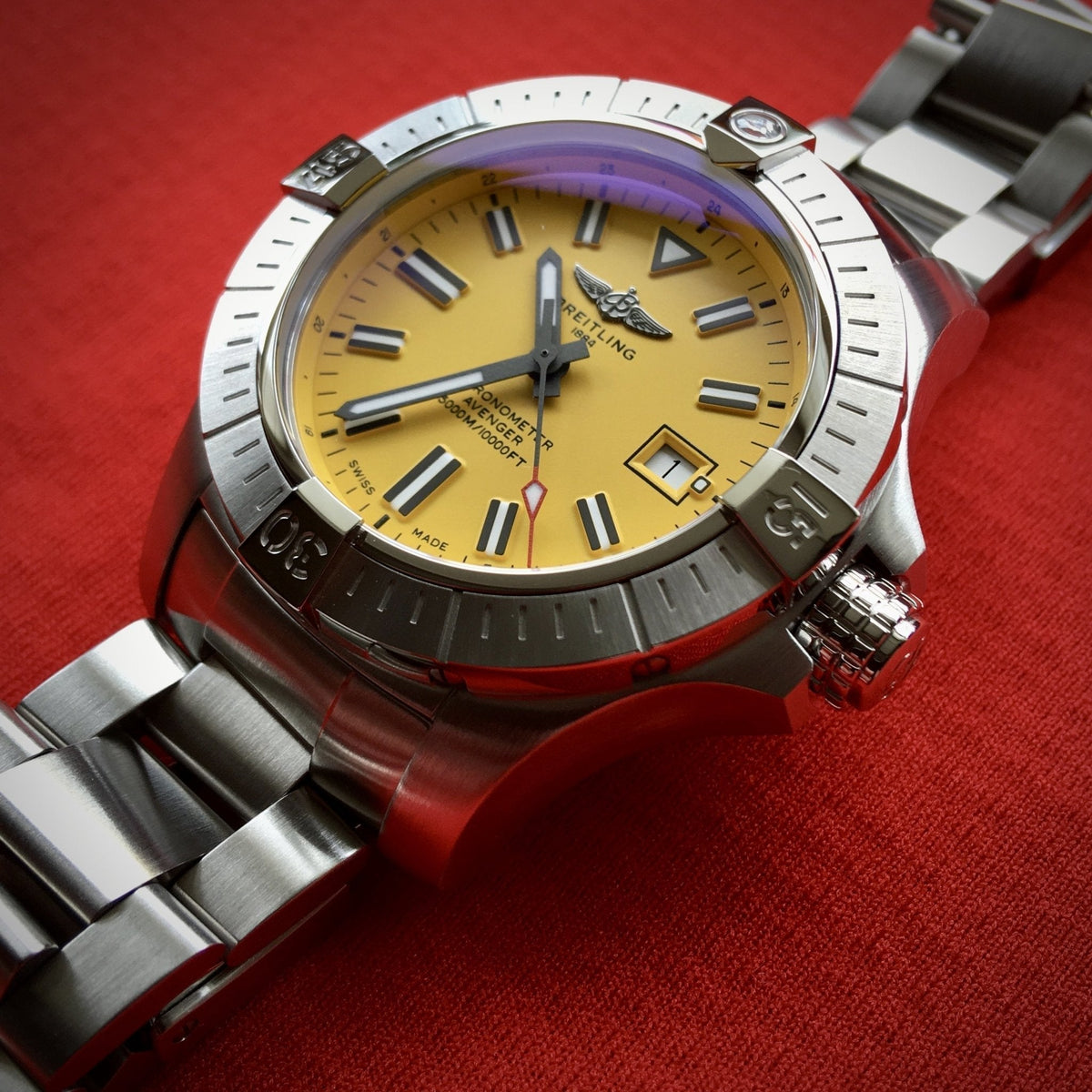  Shop Authentic Breitling Avenger Automatic 45mm Seawolf Yellow Dial Silver Steel Strap Strap Watch for Men - A17319101/1A1 - Luxxuri