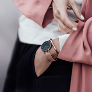 Shop Authentic Daniel Wellington Petite Melrose Black Dial Rose Gold Mesh Strap Watch For Women - DW00100303 - Luxxuri