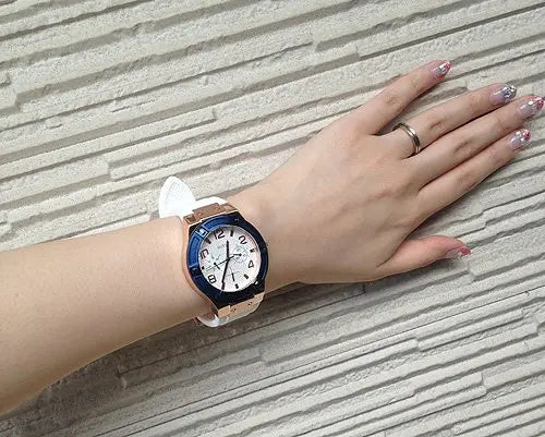  Shop Authentic Guess Jet Setter White Dial White Rubber Strap Watch for Women - W0564L1 - Luxxuri