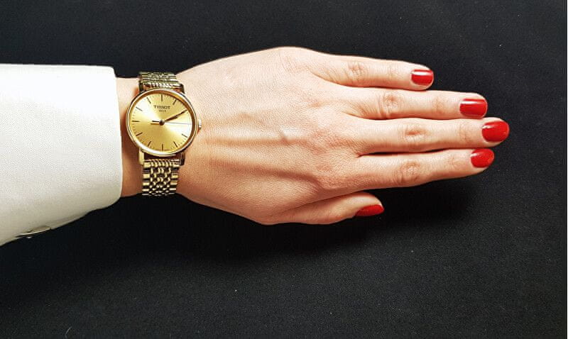  Shop Authentic Tissot T Classic Everytime Desire Small Gold Dial Gold Mesh Bracelet Watch For Women - T109.210.33.021.00 - Luxxuri