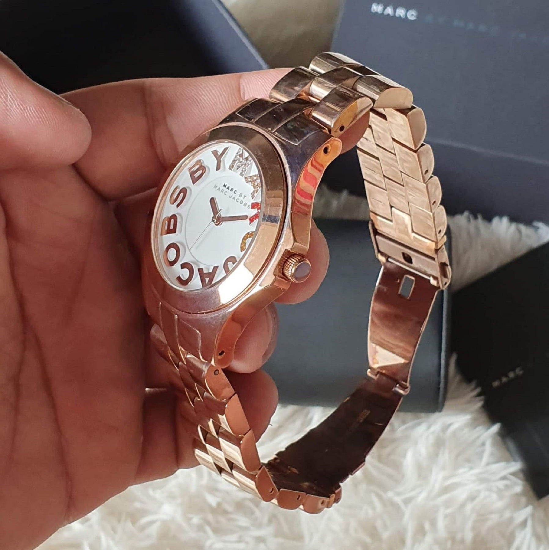  Shop Authentic Marc Jacobs Rivera White Dial Rose Gold Steel Strap Watch for Women - MBM3138 - Luxxuri