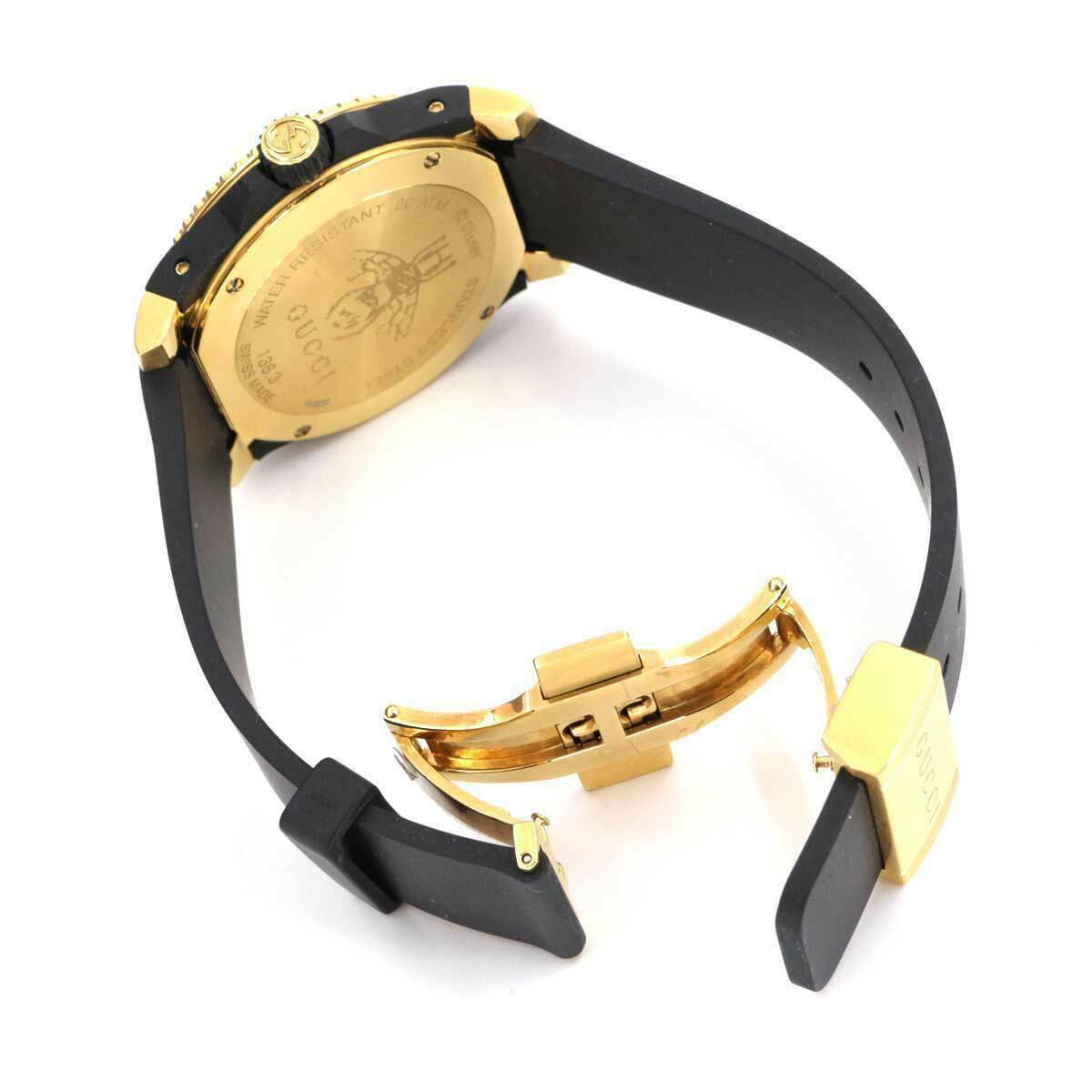  Shop Authentic Gucci Dive Quartz Red Dial Black Rubber Strap Watch For Men - YA136325 - Luxxuri