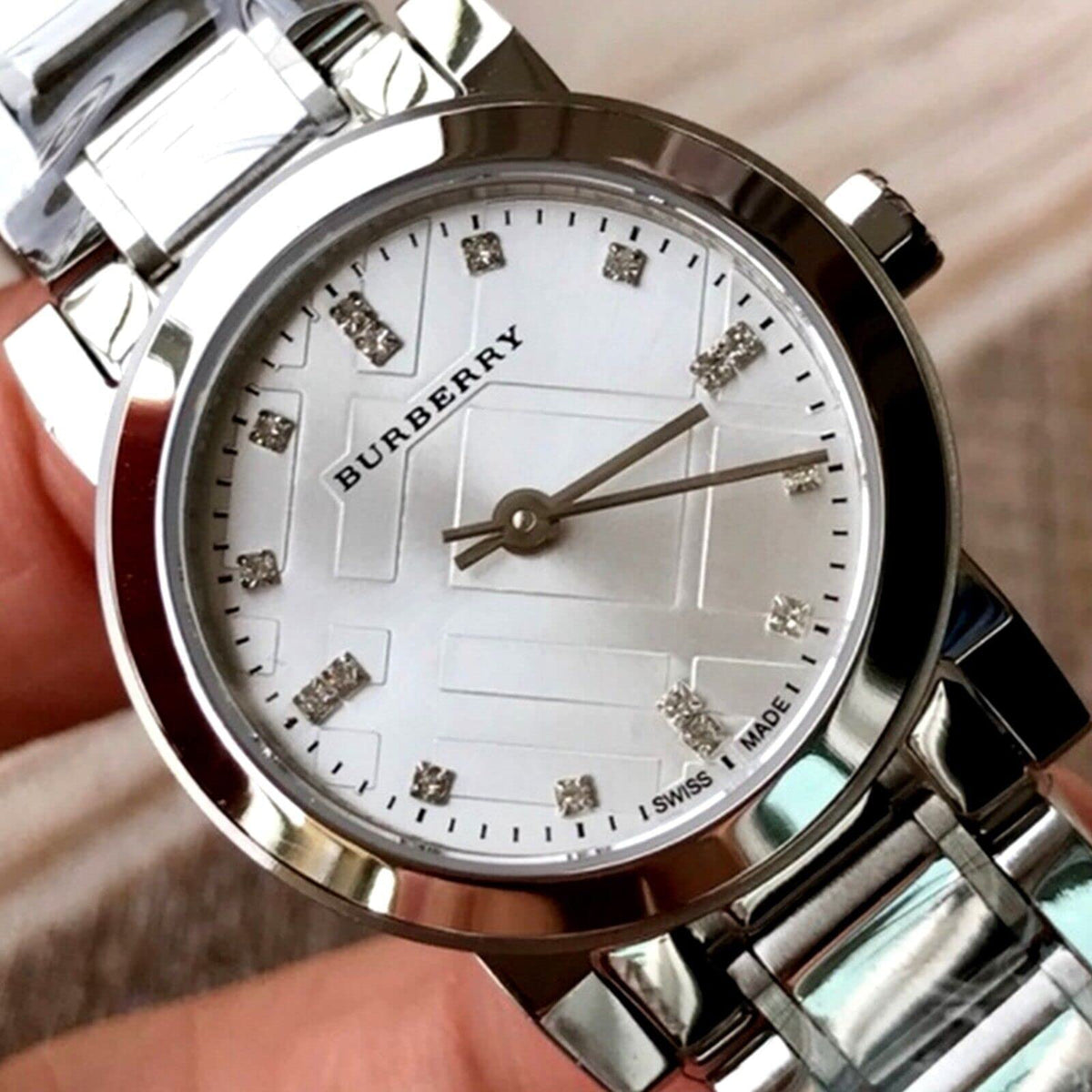  Shop Authentic Burberry The City Silver Dial Silver Steel Strap Watch for Women - BU9213 - Luxxuri