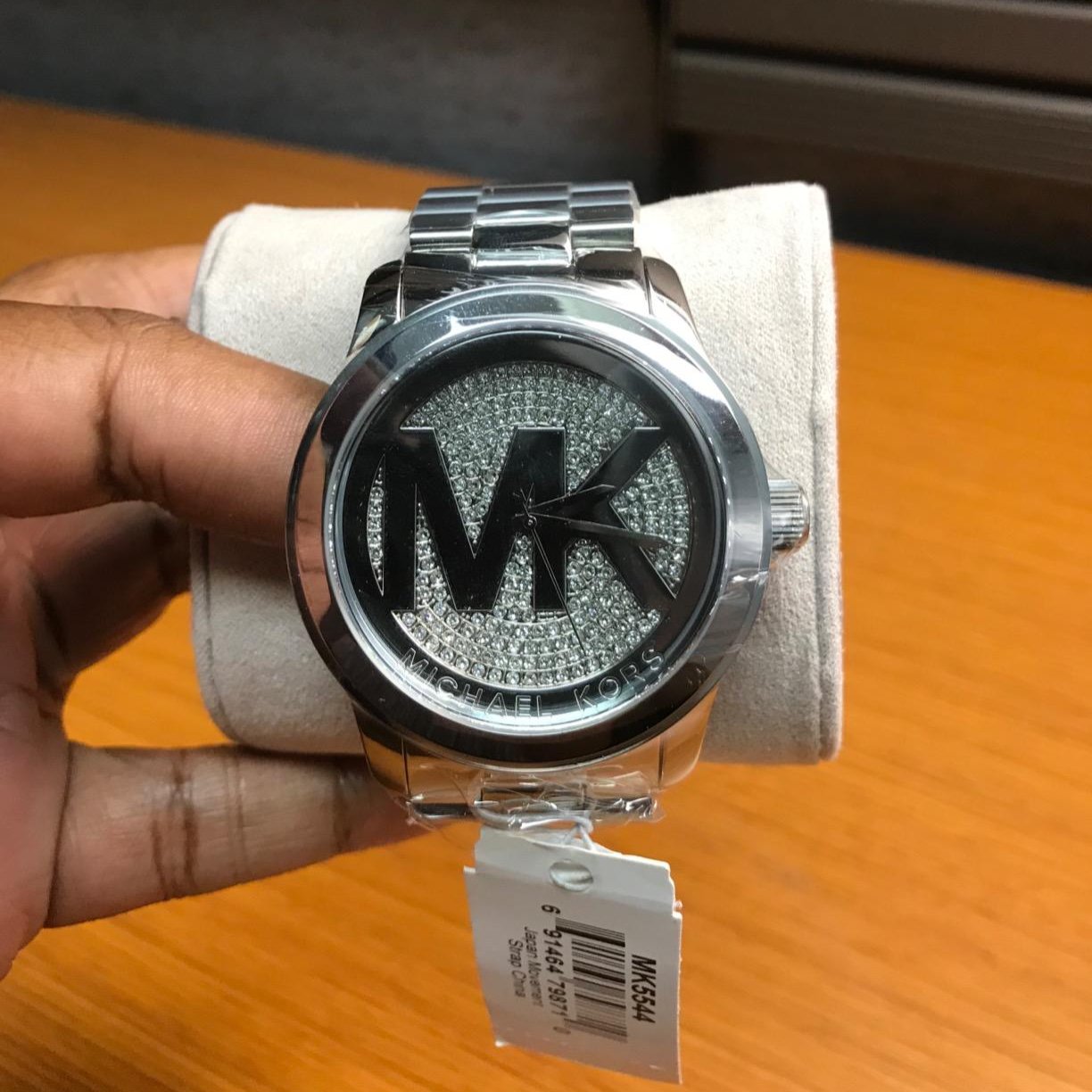  Shop Authentic Michael Kors Runway Silver Dial Silver Steel Strap Watch for Women - MK5544 - Luxxuri