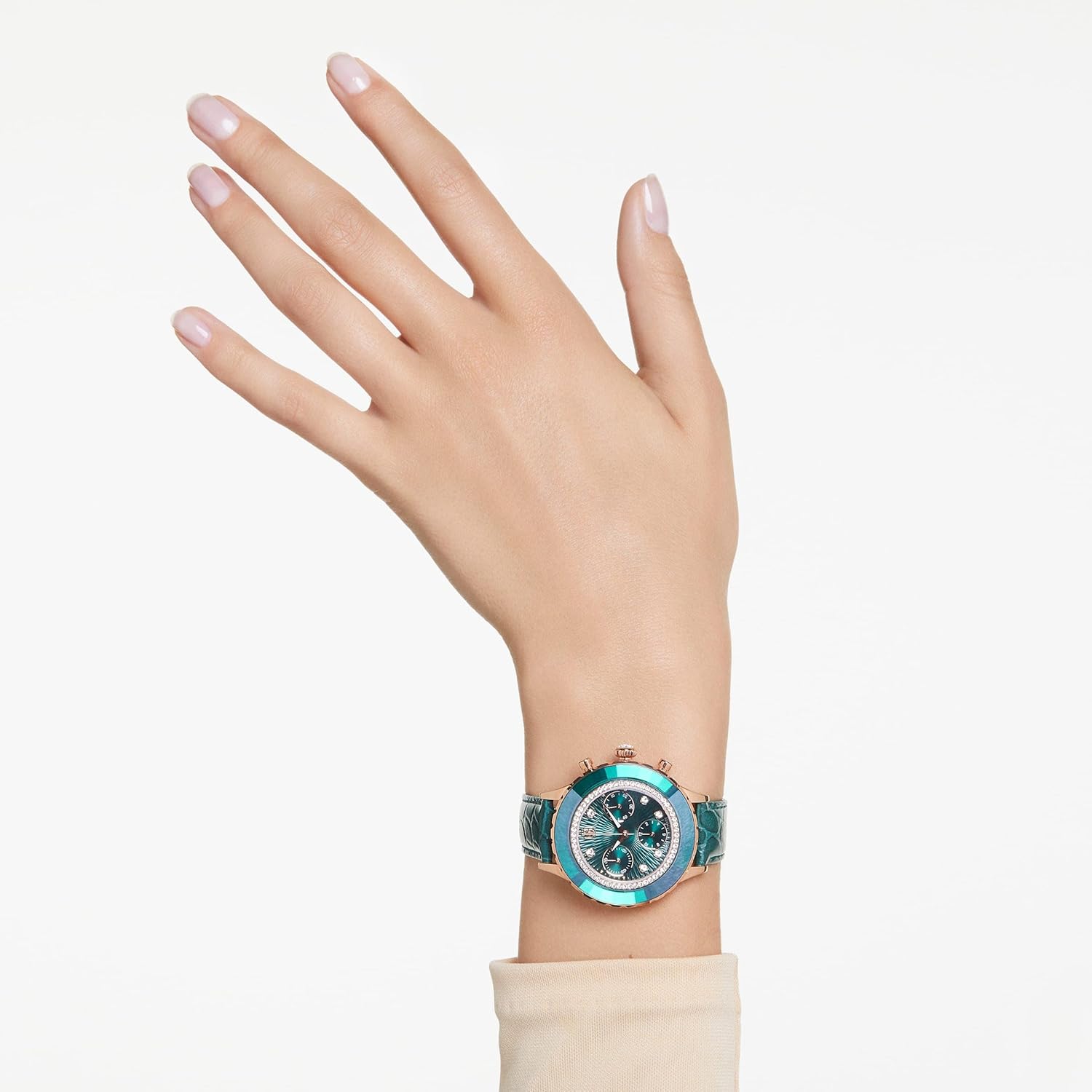  Shop Authentic Swarovski Octea Chrono Green Dial Green Leather Strap Watch for Women - 5672931 - Luxxuri