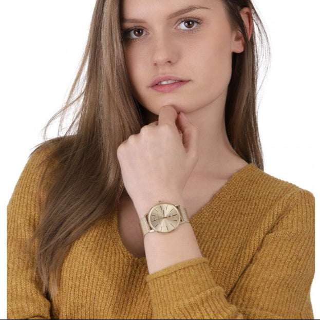  Shop Authentic Armani Exchange Lola Analog Gold Dial Gold Mesh Strap Watch For Women - AX5536 - Luxxuri