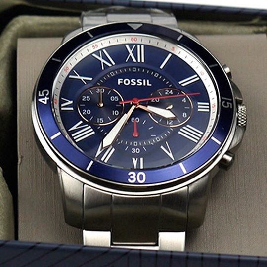  Shop Authentic Fossil Grant Sport Chronograph Blue Dial Silver Steel Strap Watch for Men - FS5238 - Luxxuri