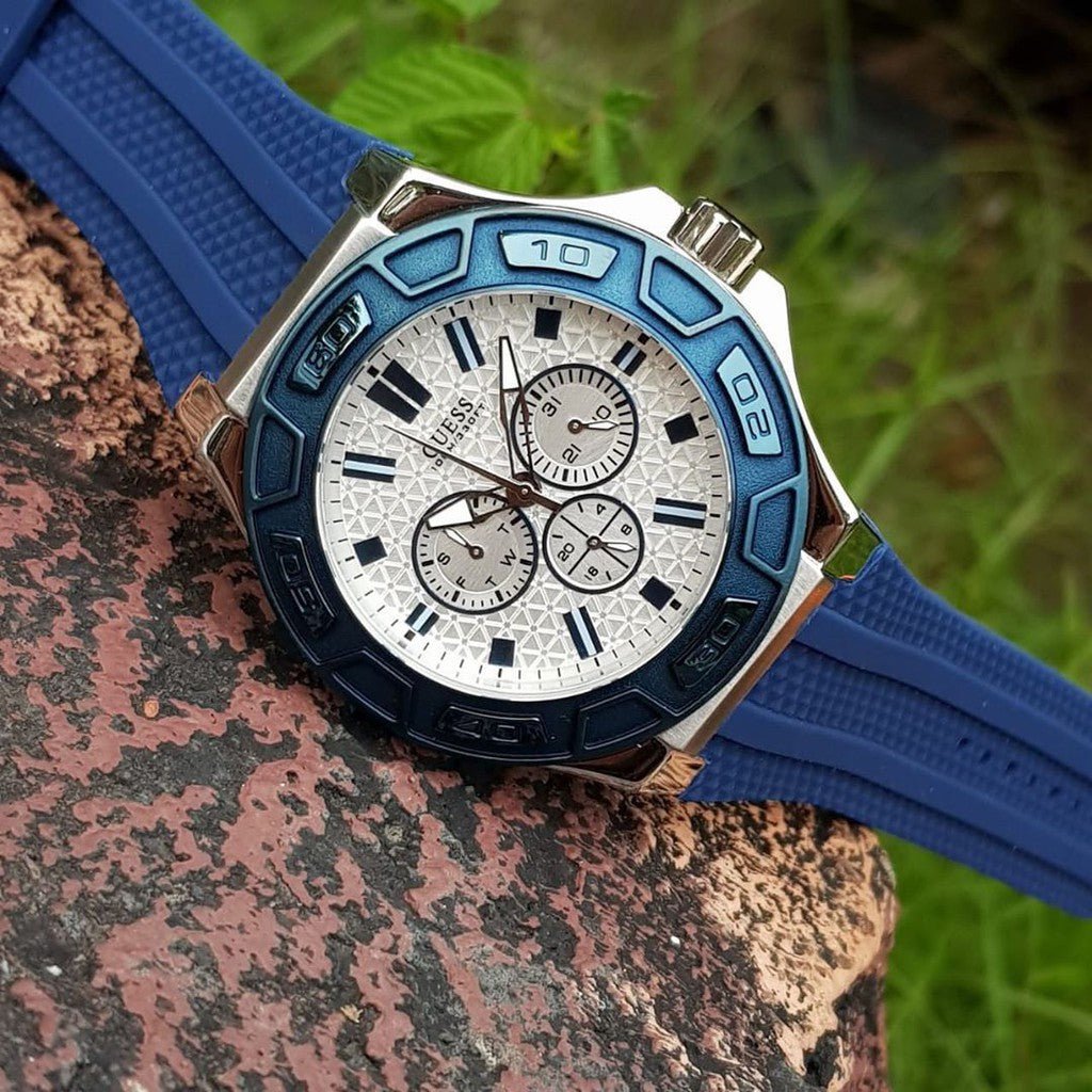  Shop Authentic Guess Force White Dial Blue Rubber Strap Watch For Men - W0674G4 - Luxxuri