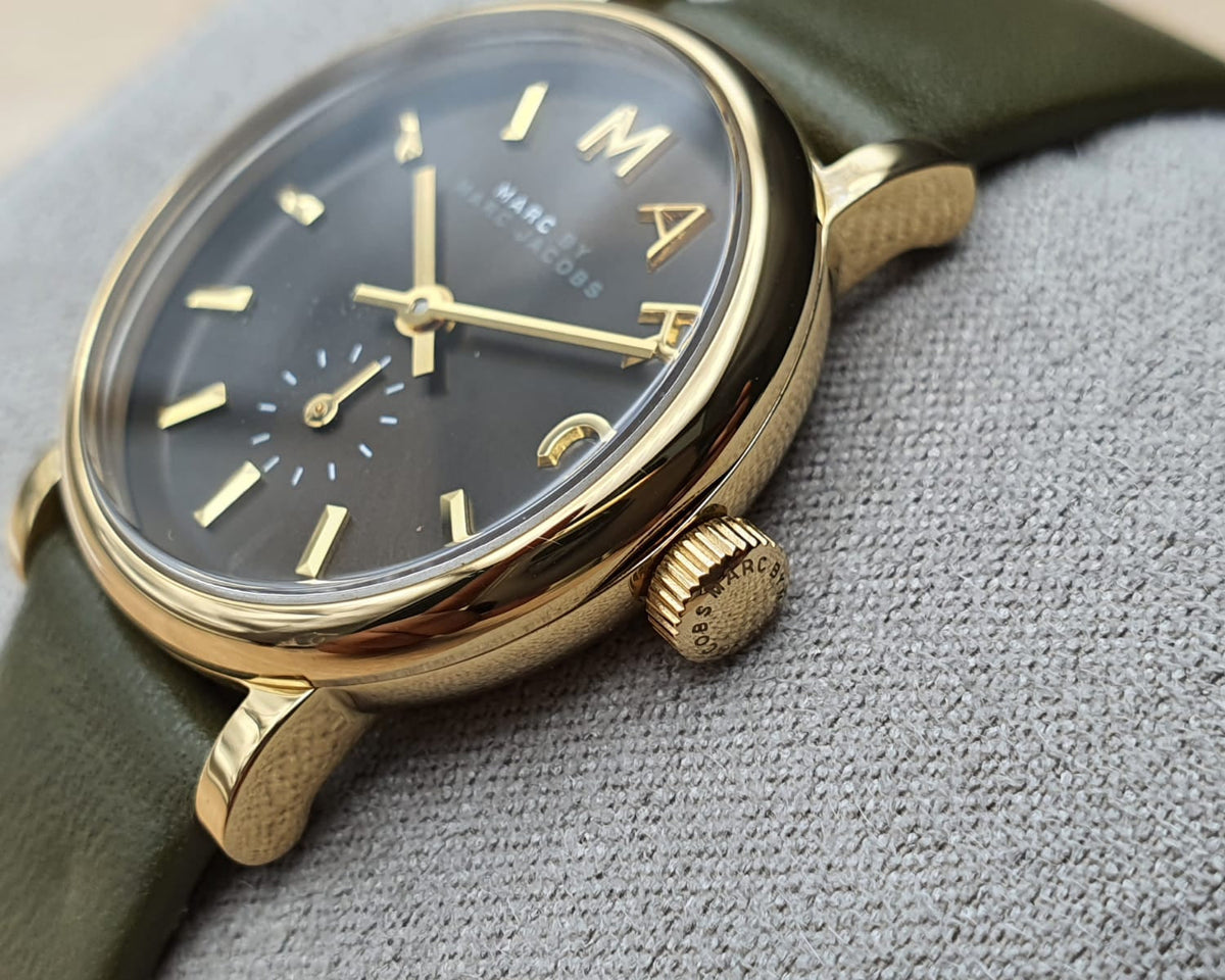  Shop Authentic Marc Jacobs Baker Olive Dial Olive Leather Strap Watch for Women - MBM1330 - Luxxuri