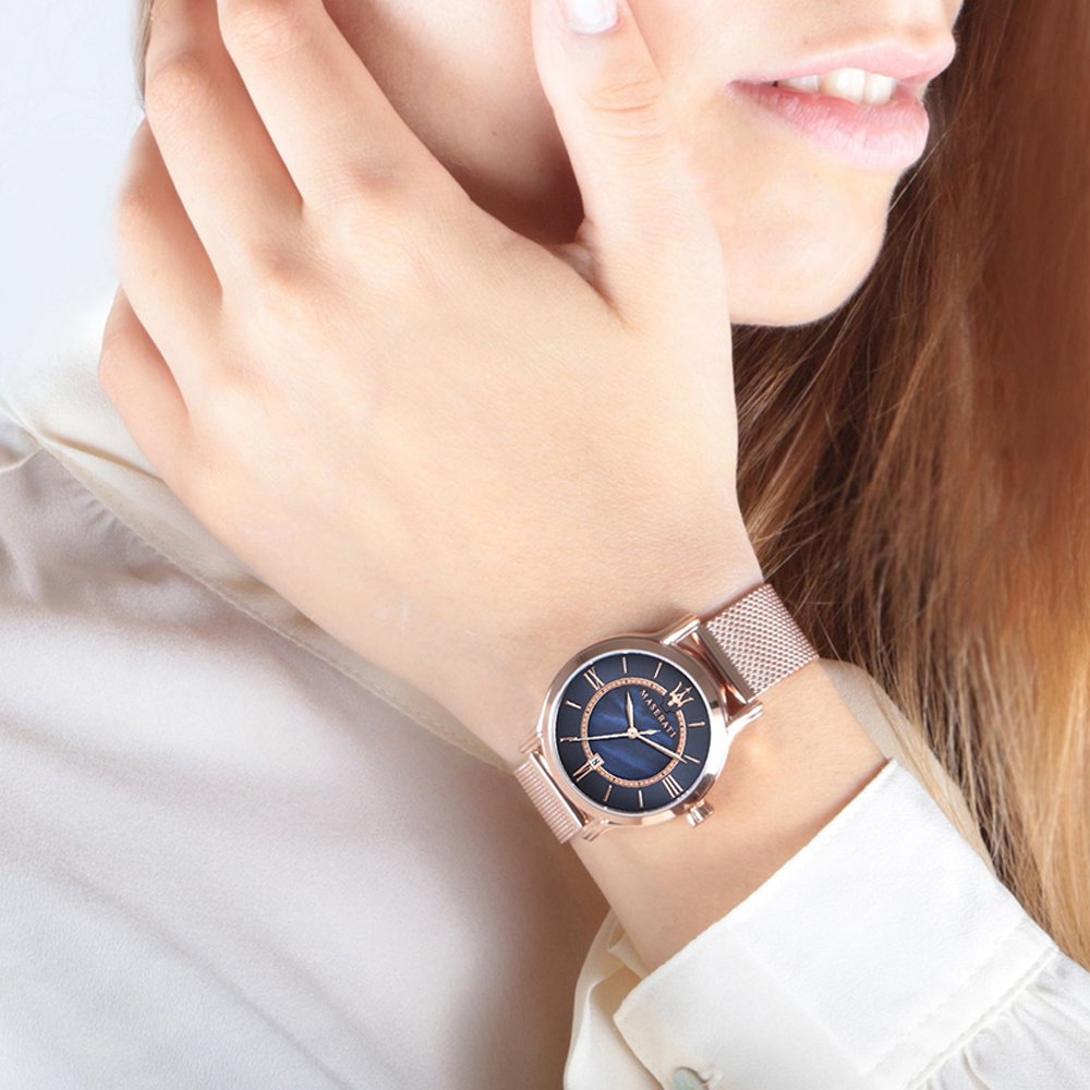  Shop Authentic Maserati Epoca Blue Dial Rose Gold Mesh Strap Watch For Women - R8853118503 - Luxxuri