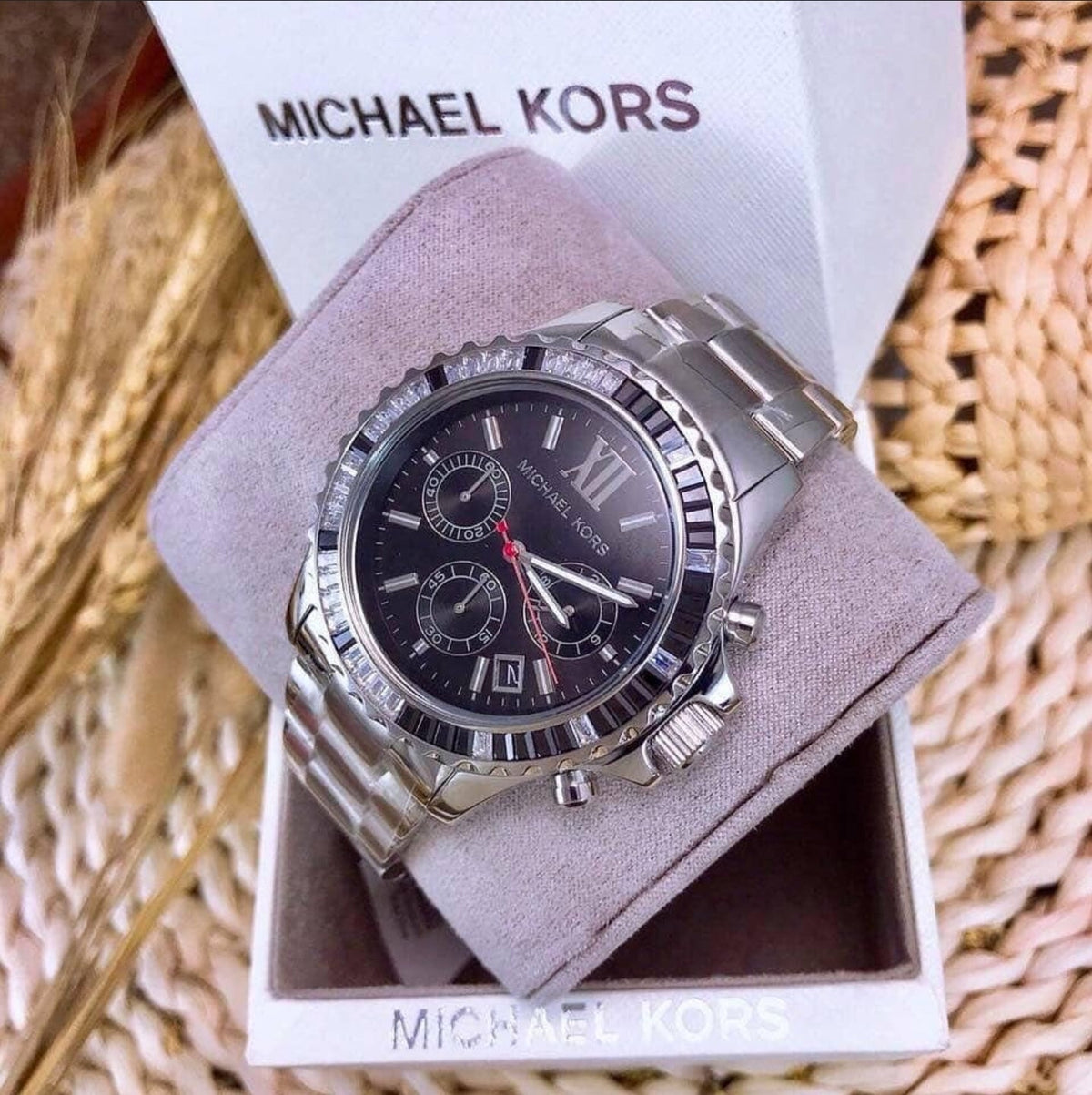  Shop Authentic Michael Kors Everest Chronograph Black Dial Silver Steel Strap Watch For Women - MK5753 - Luxxuri