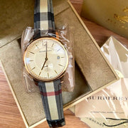  Shop Authentic Burberry The Classic Round Gold Dial Brown Leather Strap Unisex Watch  - BU10001 - Luxxuri