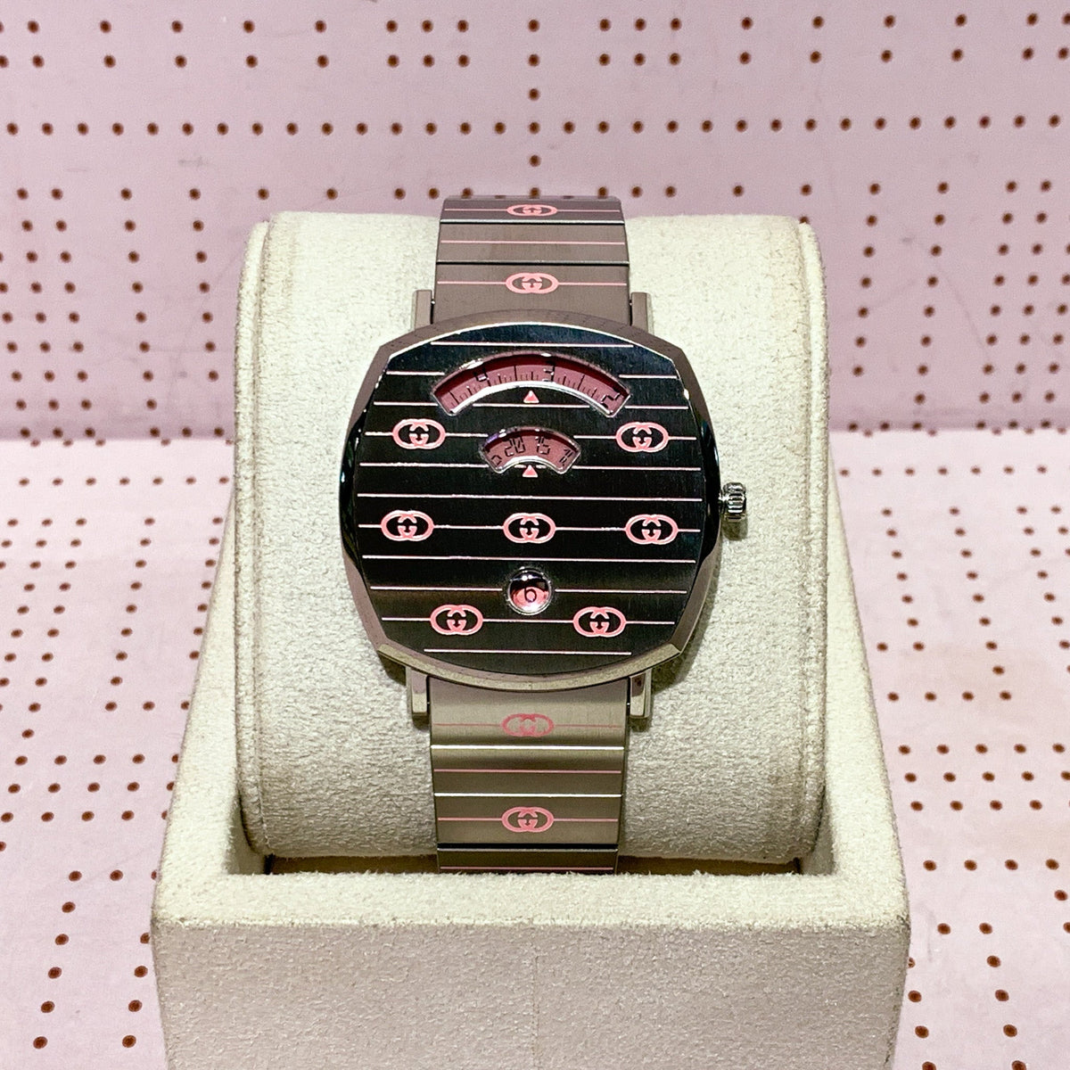  Shop Authentic Gucci Grip Quartz Silver Dial Silver Steel Strap Watch For Women - YA157438 - Luxxuri