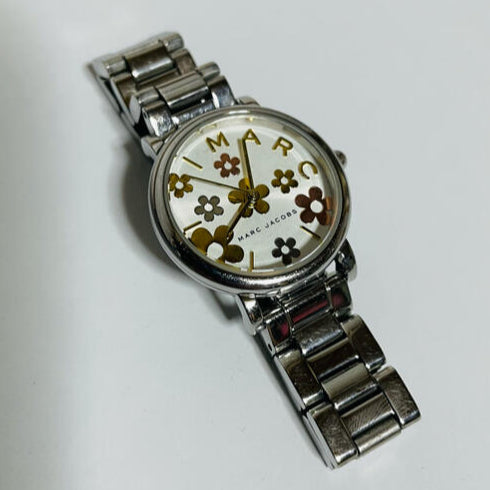  Shop Authentic Marc Jacobs Classic White Dial Silver Steel Strap Watch for Women - MJ3581 - Luxxuri