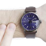  Shop Authentic Marc Jacobs Fergus Blue Dial Brown Leather Strap Watch for Men - MBM5078 - Luxxuri