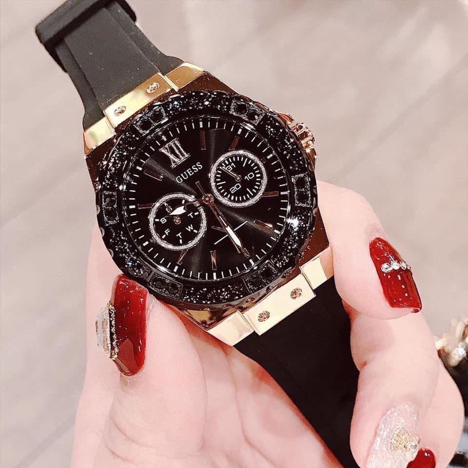  Shop Authentic Guess Black Dial Black Rubber Strap Watch For Women - W1053L7 - Luxxuri