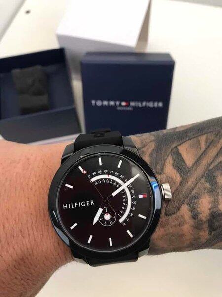  Shop Authentic Tommy Hilfiger Denim Quartz Black Dial Black Rubber Strap Watch for Men - 1791483 - Luxxuri