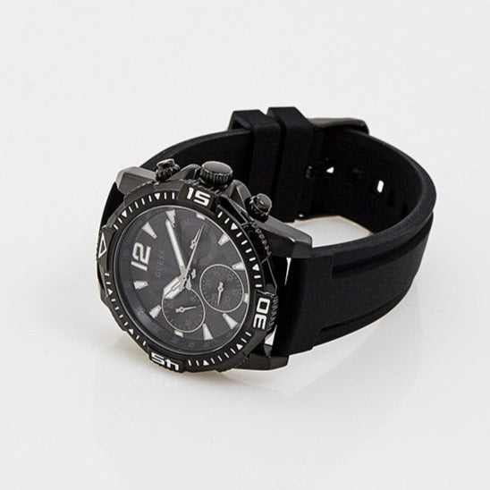  Shop Authentic Guess Commander Black Dial Black Rubber Strap Watch for Men - GW0211G3 - Luxxuri