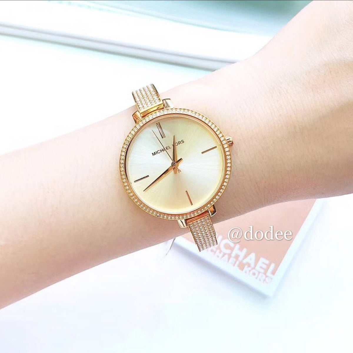  Shop Authentic Michael Kors Jaryn Quartz Gold Dial Gold Steel Strap Watch For Women - MK3784 - Luxxuri