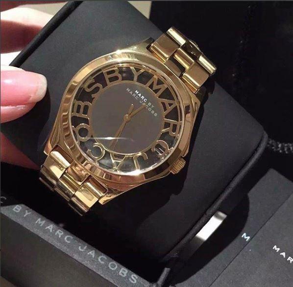  Shop Authentic Marc Jacobs Henry Transparent Gold Dial Gold Steel Strap Watch for Women - MBM3206 - Luxxuri