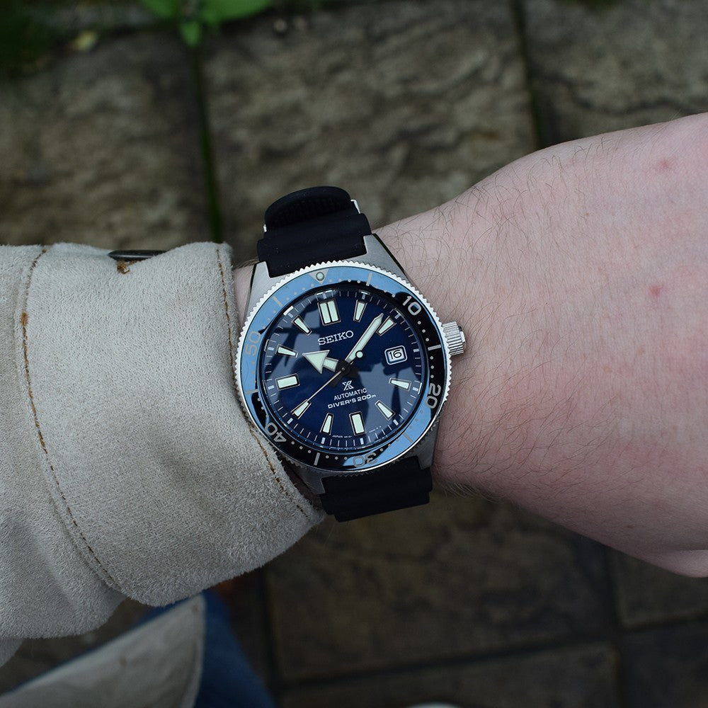  Shop Authentic Seiko Prospex Analogue Automatic Diver Blue Dial Black Rubber Strap Watch For Men - SPB053J1 - Luxxuri