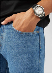  Shop Authentic Versace Chain Reaction Quartz White Dial Black Rubber Strap Watch for Men - VEDY00219 - Luxxuri