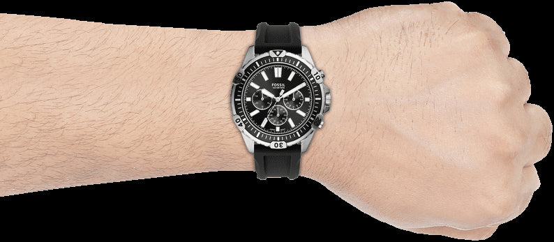  Shop Authentic Fossil Garrett Chronograph Black Dial Black Rubber Strap Watch for Men - FS5624 - Luxxuri